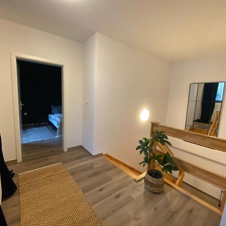 Alte Schreinerei Apartment Bielefeld Bagian luar foto