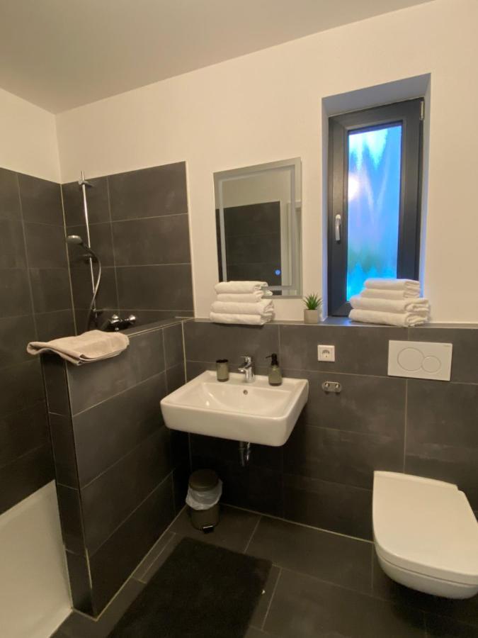 Alte Schreinerei Apartment Bielefeld Bagian luar foto